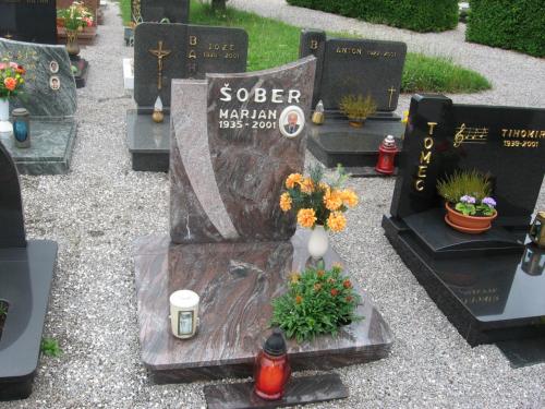 Žarni spomenik