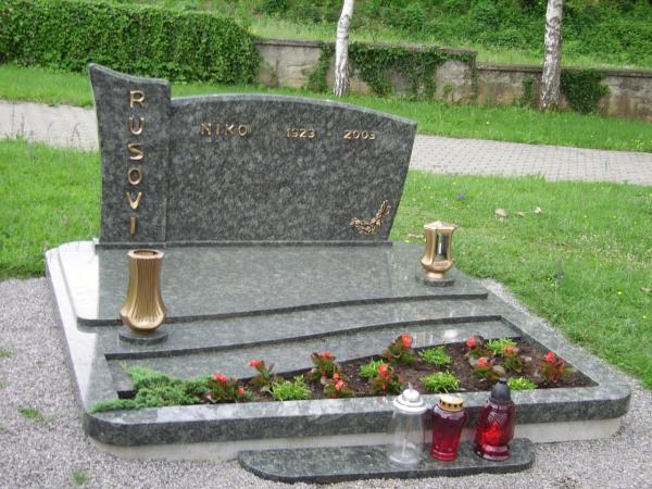 Spomenik